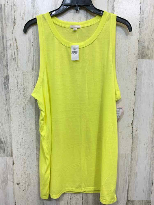 NWT GAP Tops Size XL NEON YELLOW Solid TANK TOP Tank Top/NEON YELLOW TANK TOP
