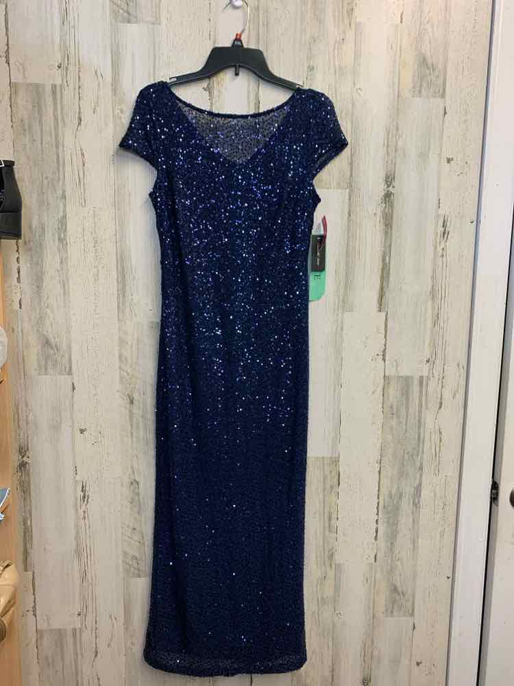 NWT CANDALITE Dresses and Skirts Size PS Navy Dress