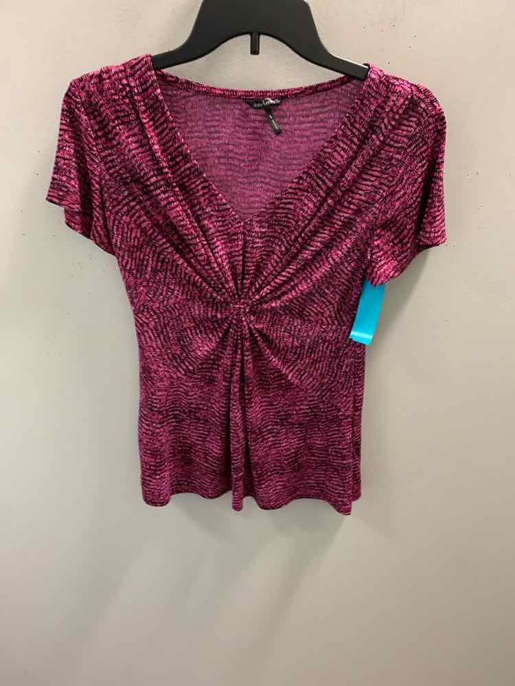 DAISY FUENTES Tops Size S HT PINK/BLK TOP