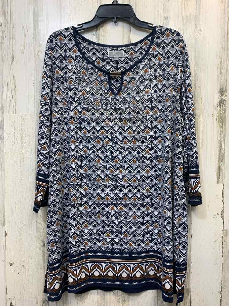 PRE-OWNED JM COLLECTION PLUS SIZES Size 2X NAVY/WHITE/TAN TEAR DROP TOP/NAVY/WHI