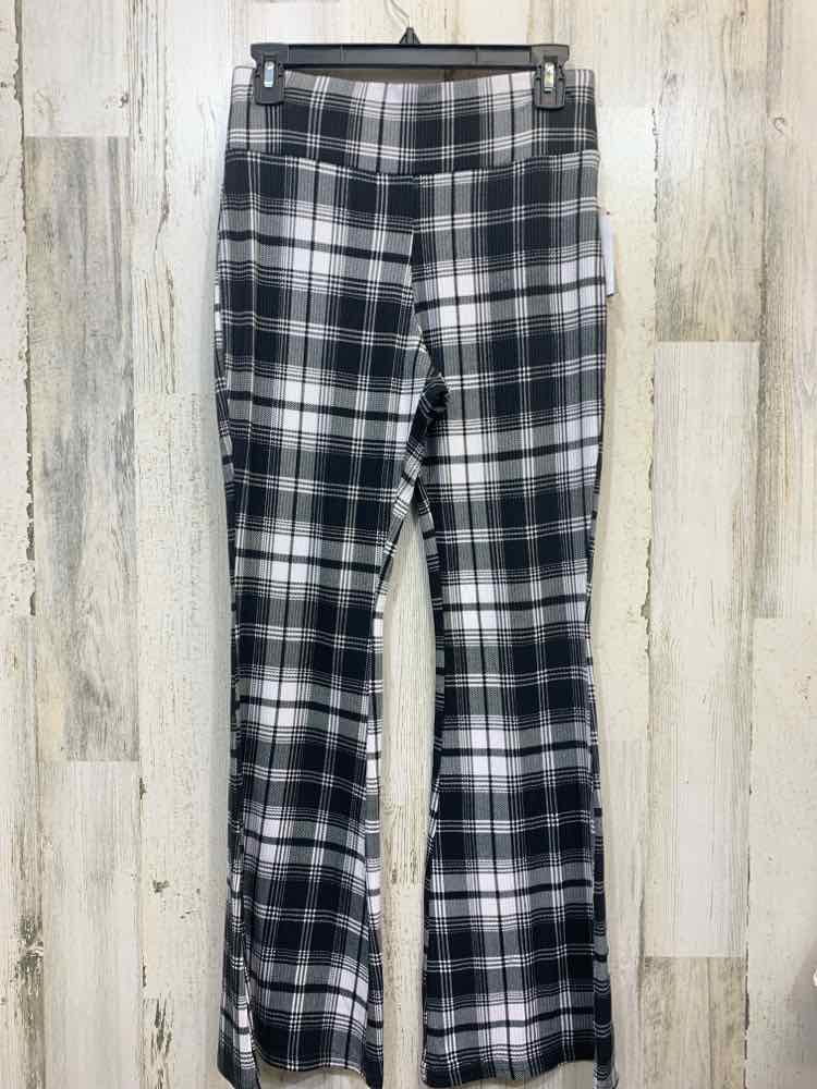 NWT Size M PLANET GOLD BOTTOMS BLK/WHT Plaid FLARE LEG Pants