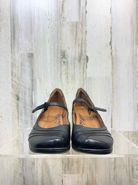 PRE-OWNED Black Size 7.5 Shoes/BLACK LEATHER EARTH SPIRIT CLASSICS LOW HEEL. ADJ
