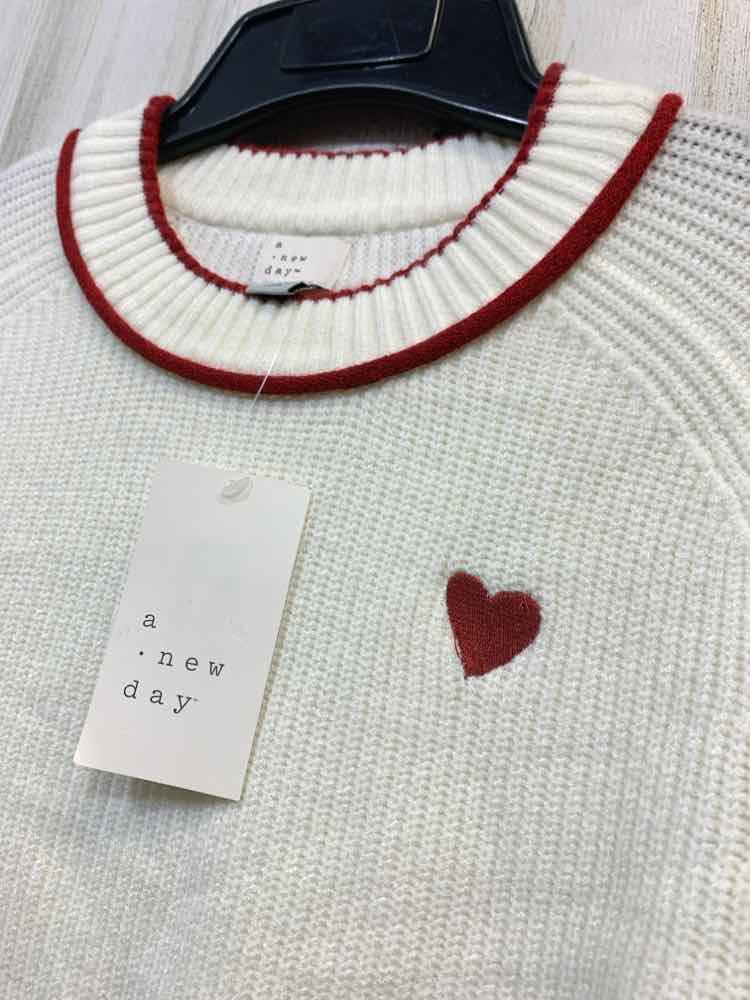 NWT A NEW DAY Tops Size S Cream LONG SLEEVE/BURGUNDY TRIM/HEART EMBROI Sweater