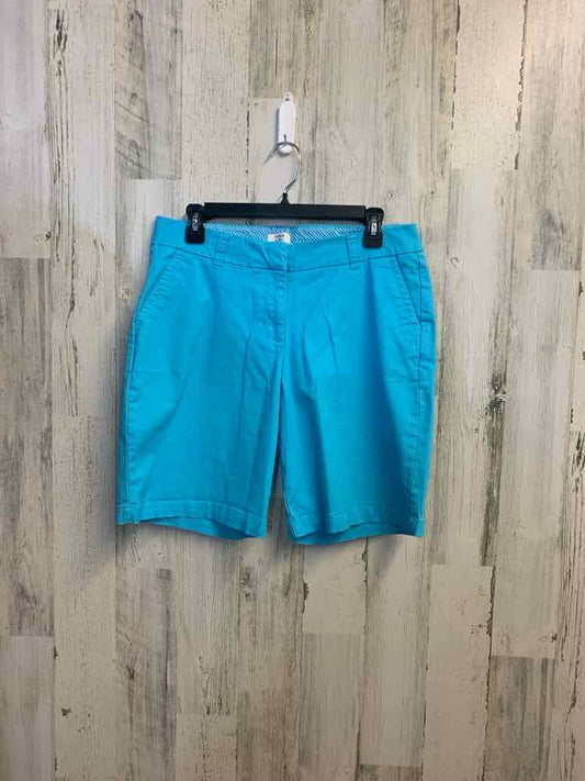 PRE-OWNED Size 10 CROWN & IVY BOTTOMS LIGHT BLUE Shorts