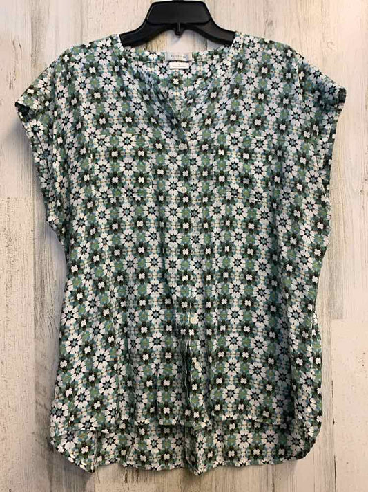PRE-OWNED van heusen Tops Size XL GRN/WHT/BLU PATTERN CAP SLEEVES TOP