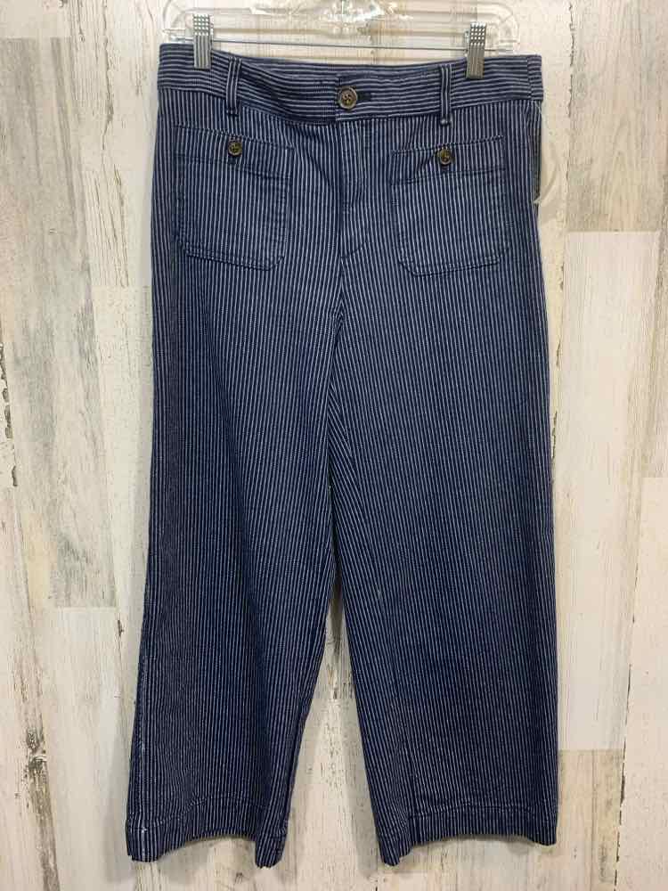PRE-OWNED Size 4 LOFT/UTILITY PATCH-POCKET CROPPED PANT