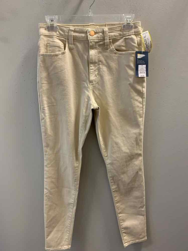 NWT Size 6R UNIVERSAL THREADS BOTTOMS Cream SKINNY Pants