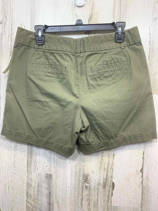 PRE-OWNED Size 6 ANN TAYLOR LOFT/CHINO TWILL FLAT FRONT UTILITY SHORTS
