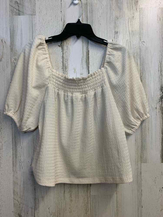 PRE-OWNED SANCTUARY Tops Size XS Cream Shell PUFF SLEEVES TOP