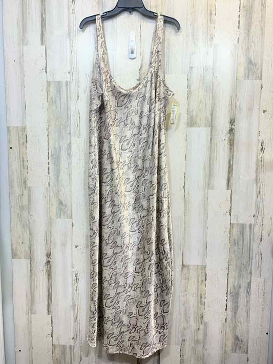 NWT A NEW DAY Dresses and Skirts Size 2X WHITE/GRAY SNAKE PRINT MAXI Dress/SNAKE