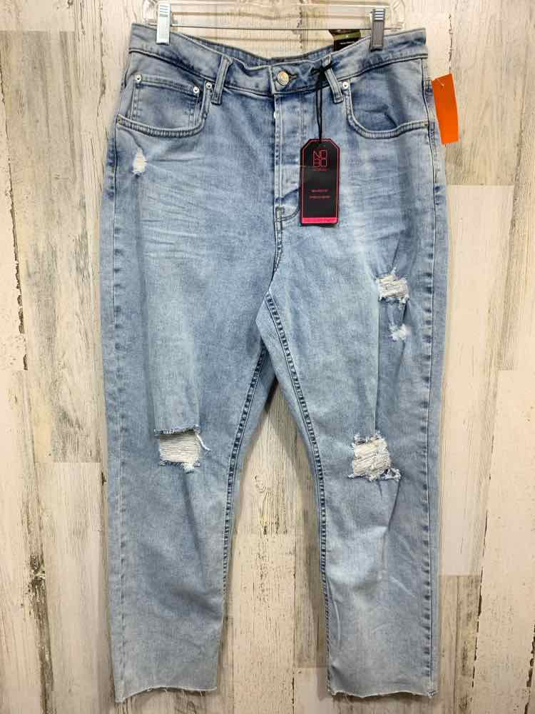 NWT NO BOUNDRIES Size 15 BOTTOMS LT BLUE STRAIGHT LEG Jeans