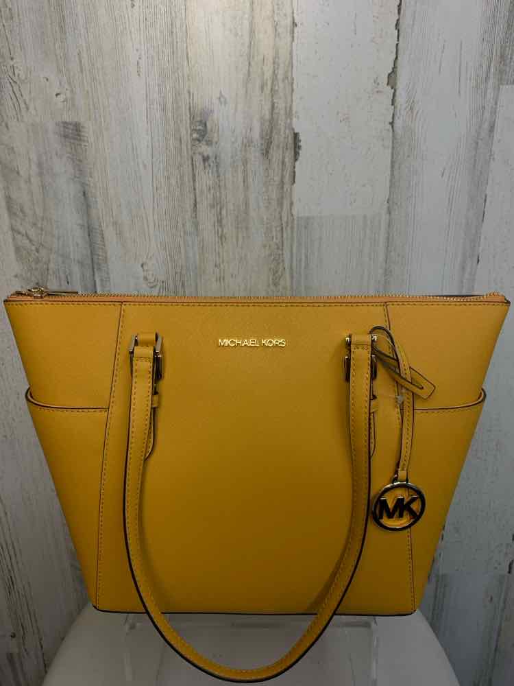 MICHAEL KORS Designer Handbags Mustard/CHARLOTTE TOTE