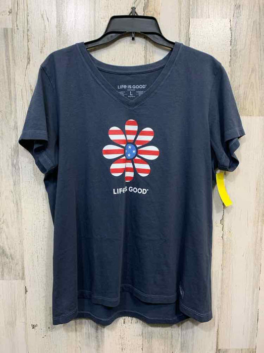 PRE-OWNED LIFE IS GOOD Tops Size L NVY/RED/WHT/BLU VNECK SHORT SKLEEVE T-shirt/A
