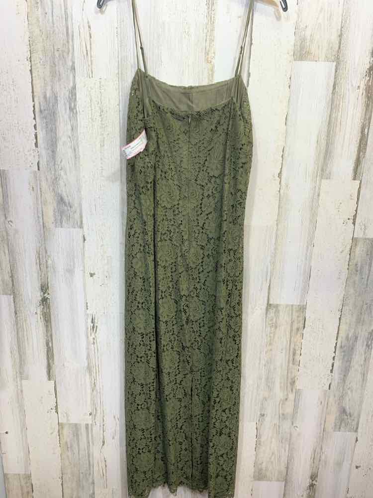 NWT GAP Dresses and Skirts Size L Olive Lace MIDI Dress/OLIVE LACE MIDI SLIP DRE