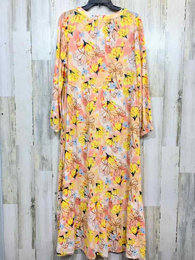 NWT STYLE & CO Dresses and Skirts Size 1X PCH/YLW/LGT BLU/WHT Floral Dress