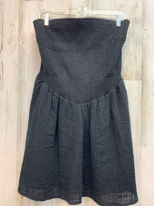 NWT UNIVERSAL THREADS Tops Size L Black Solid TUBE TOP/BLACK STRETCHY TUBE TOP