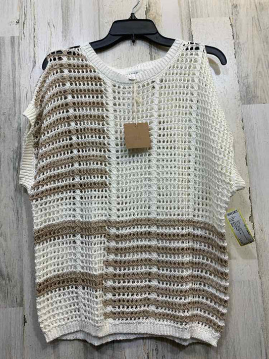 NWT BLUE PEPPER Tops Size L WHITE/TAN Crochet KNIT SHORT SLEEVES Blouse