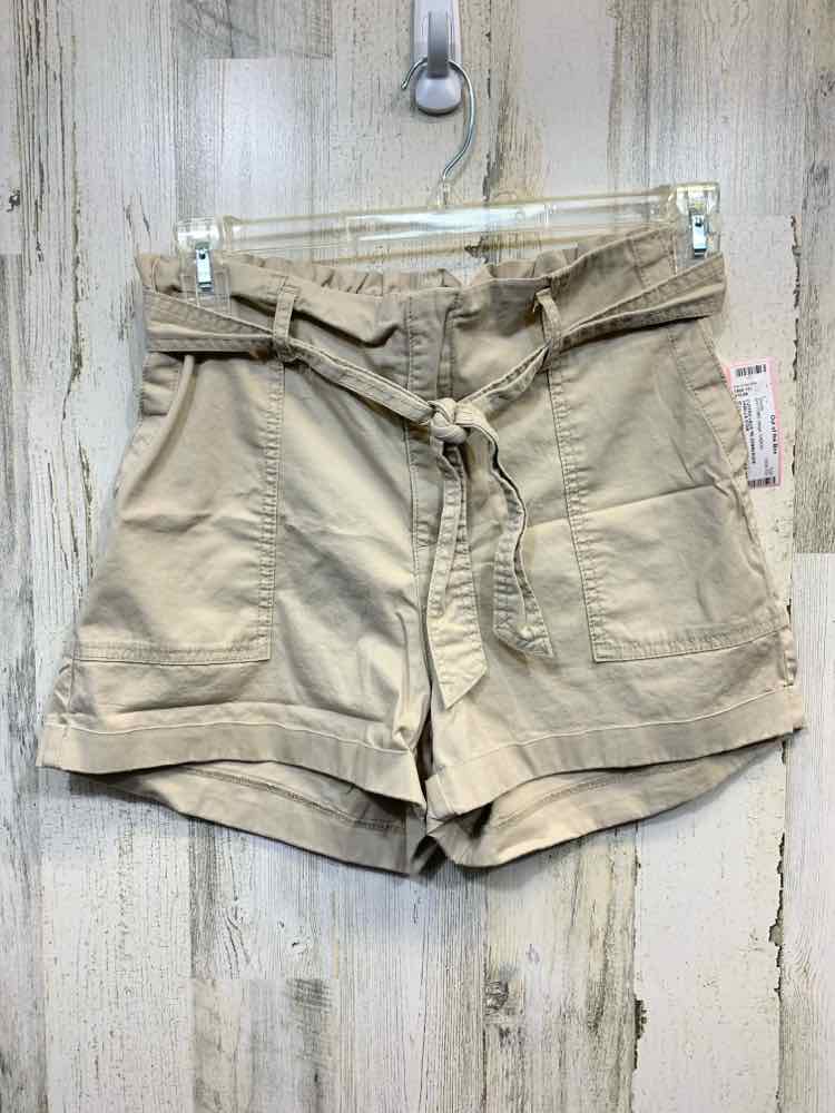 Size 29 VANILLA STAR BOTTOMS Beige CARGO Shorts