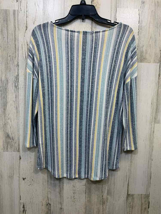 PRE-OWNED ABOVE AND BEYOND Tops Size M Multi-Color STRIPES 3/4 SLEEVE TOP
