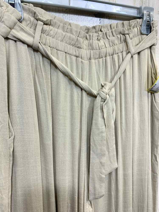 PRE-OWNED Size M LULAROE BOTTOMS Khaki Solid WIDE LEG Pants