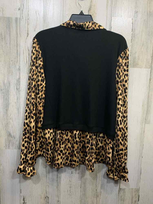 PRE-OWNED C'EST LAVIE Tops Size L Black CHEETAH LONG SLEEVE TOP/COLLAR/VEST/CHEE