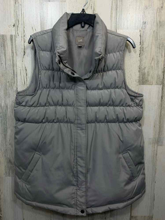 PRE-OWNED J JILL JACKETS / COATS Size L Gray PUFFER VEST Vest/GRAY PUFFER VEST.