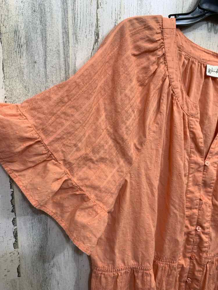 PRE-OWNED WONDERLY Size 2X Peach Solid BELL SLEEVES Blouse/ IMPRINTED, V NECK BU