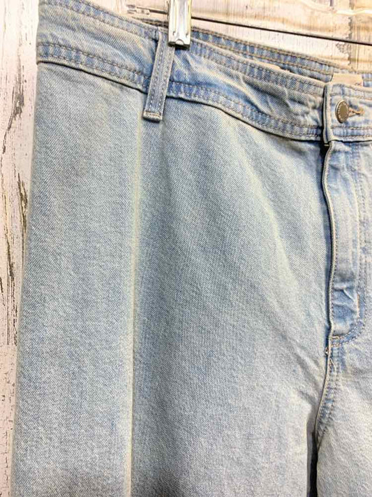 NWT Size 16 UNIVERSAL THREADS BOTTOMS LIGHT BLU WIDE LEG Pants/LIGHT BLUE WASH W