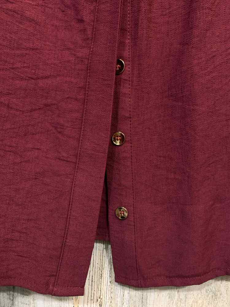 PRE-OWNED ENTRO Size L Tops WINE SLEEVELESS Blouse