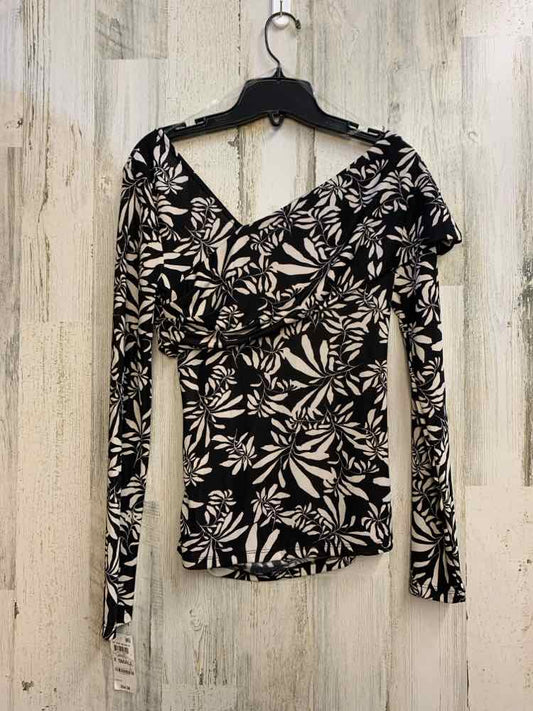 NWT INC Tops Size S BLK/WHT LEAVES LONG SLEEVES TOP/BLACK W/ WHITE LEAVES PRINT