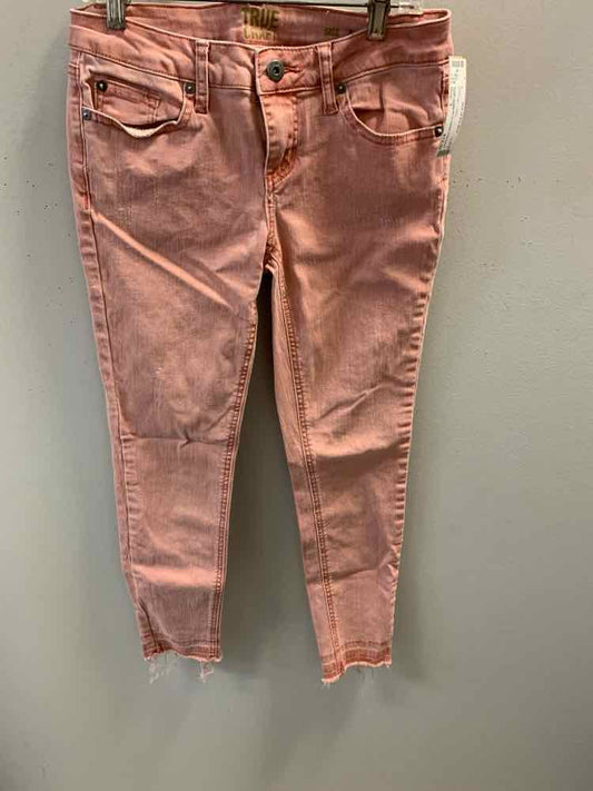 Size 3 TRUE CRAFT BOTTOMS CORAL Pants