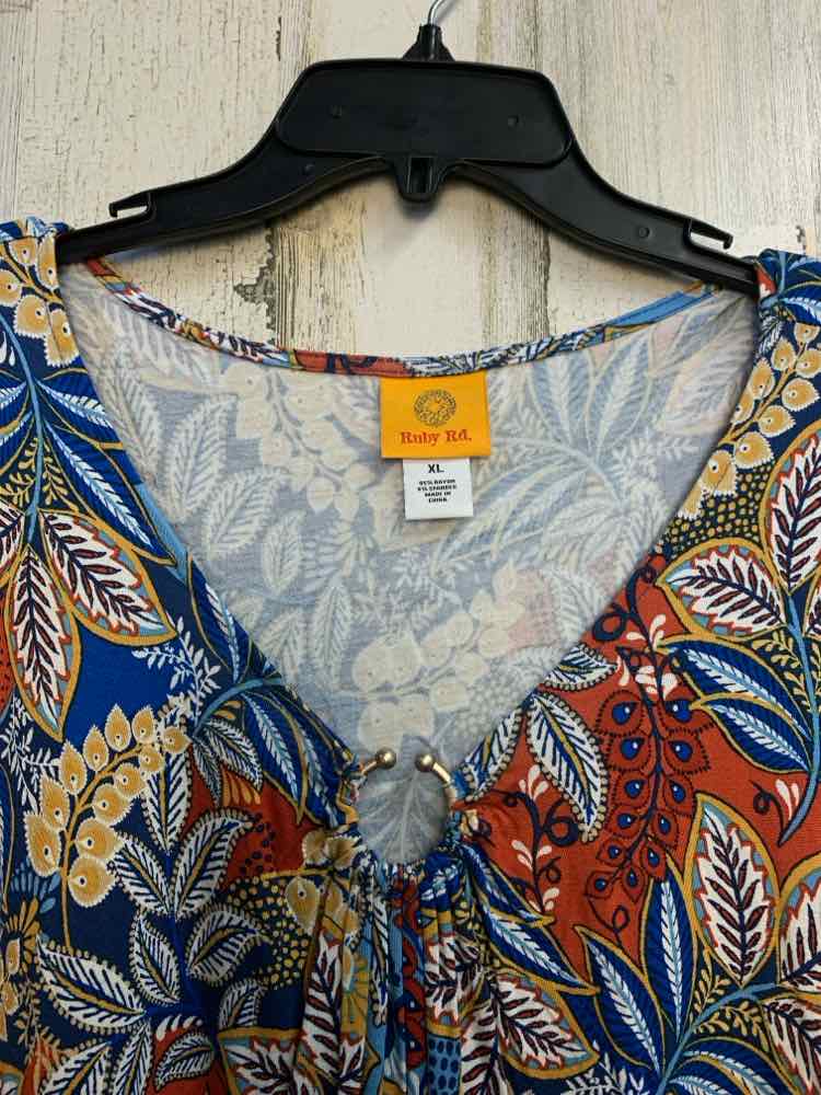 NWT RUBY RD Tops Size XL Multi-Color FLORAL LEAVES LONG SLEEVES TOP/V-NECK