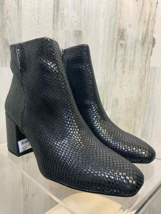 FRANCO SARTO SHOES Shoe Size 11 Black SNAKE PRINT Boots