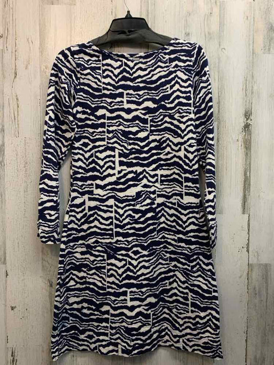 HATLEY Dresses and Skirts Size XS NAVY/WHT ZEBRA LONG SLEEVES Dress