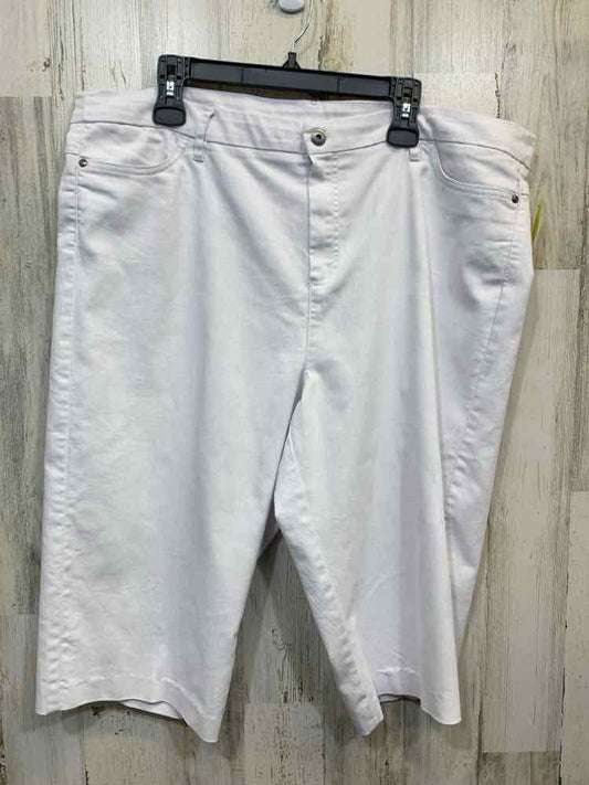 PRE-OWNED Size 18W N TOUCH BOTTOMS White Solid CAPRI CAPRI/WHITE CAPRI PANTS