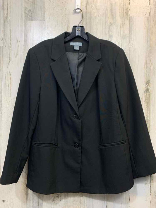 PRE-OWNED KORET BATH ASSESORIES Size 16 Black Solid BLAZER Blazer/BUTTON UP BLAC