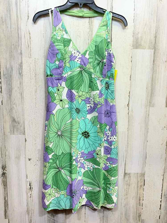 PRE-OWNED LOFT Dresses and Skirts Size 4 PASTEL GRN/LVDER/WHITE/BLACK Blouse
