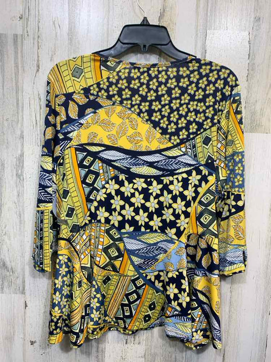 PRE-OWNED N TOUCH Tops Size PL MUSTARD/NAVY ABSTRACT 3/4 SLEEVE Shirt/3/4 SLEEVE