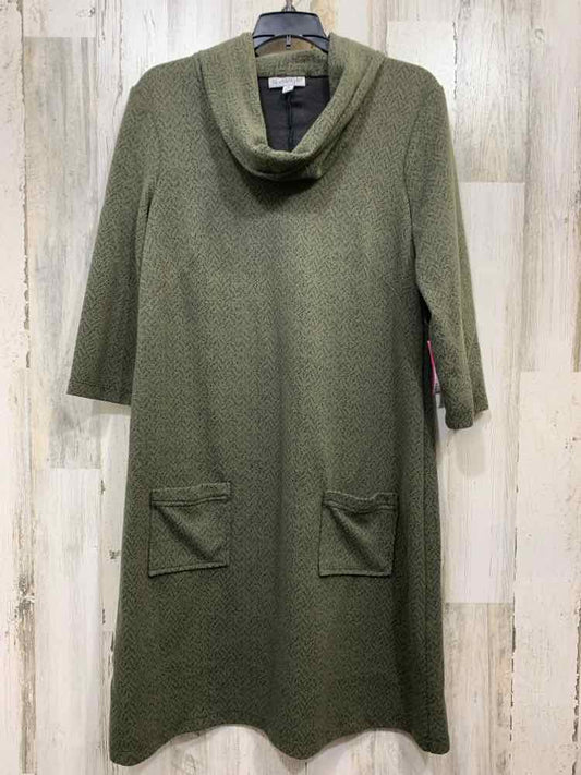 PRE-OWNED NORTH STYLE Size M Dresses Olive 3/4 SLEEVE W/COWL NECK DRESS