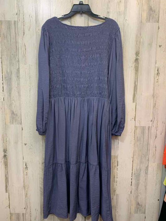 PRE-OWNED ELLOS PLUS SIZES Size 18/20 Blue LONG SLEEVES Dress