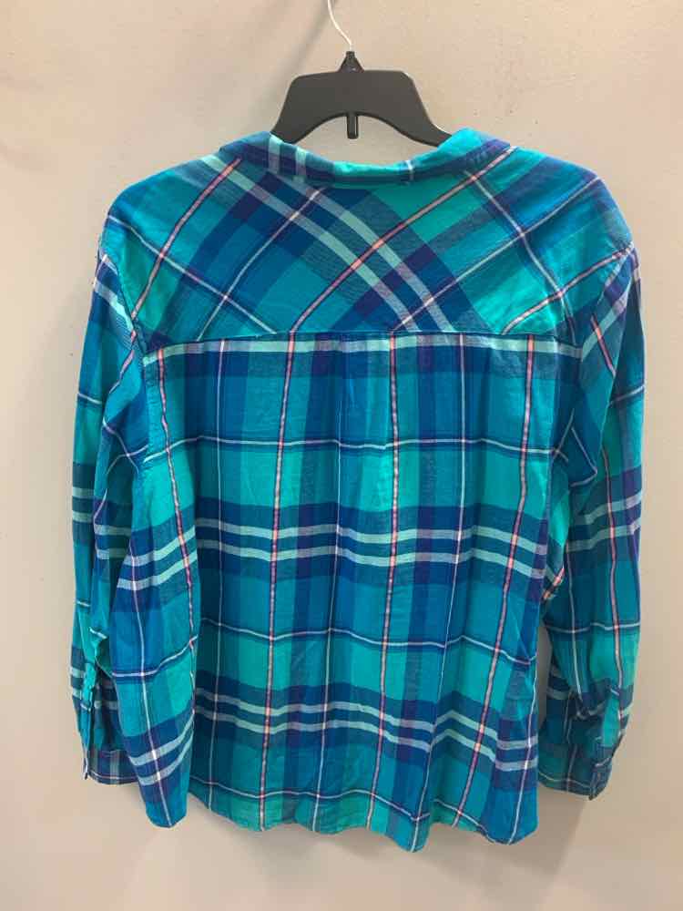 ARIZONA JEANS CO PLUS SIZES Size 3X TEAL/AQUA Plaid LONG SLEEVES TOP