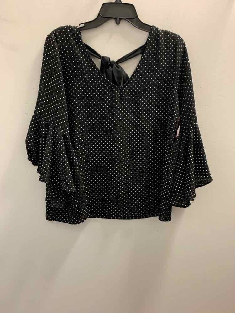 NWT GREEN ENVELOPE Tops Size M BLK/WHT Polka Dot LONG SLEEVES TOP