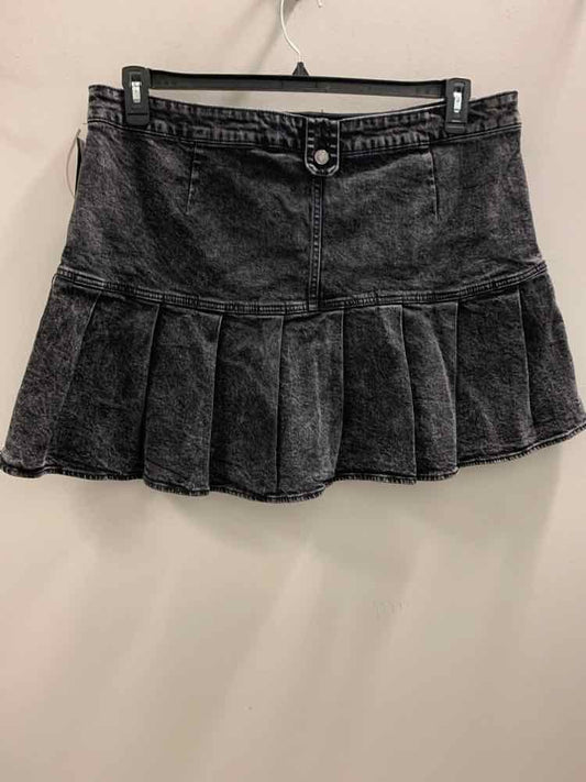 NWT WILD FABLE PLUS SIZES Size 18 Black Skirt