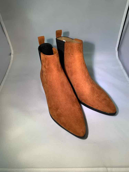 A NEW DAY SHOES 6.5 BRONZE Boots