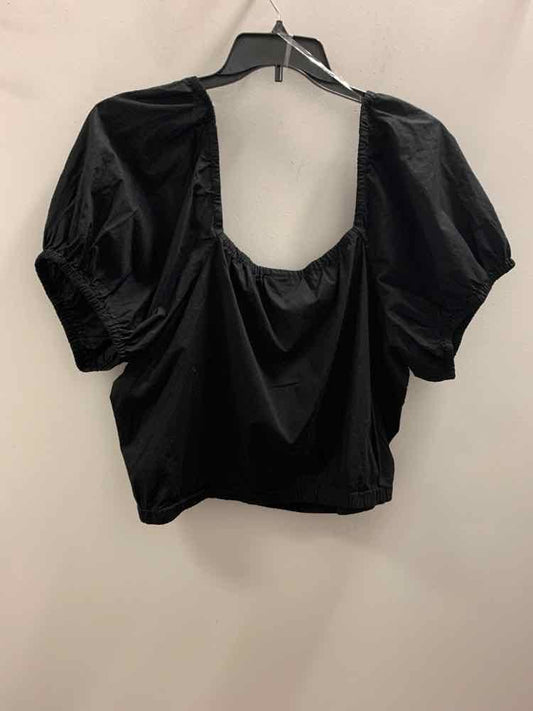 NWT UNIVERSAL THREADS PLUS SIZES Size 1X Black SHORT SLEEVES TOP