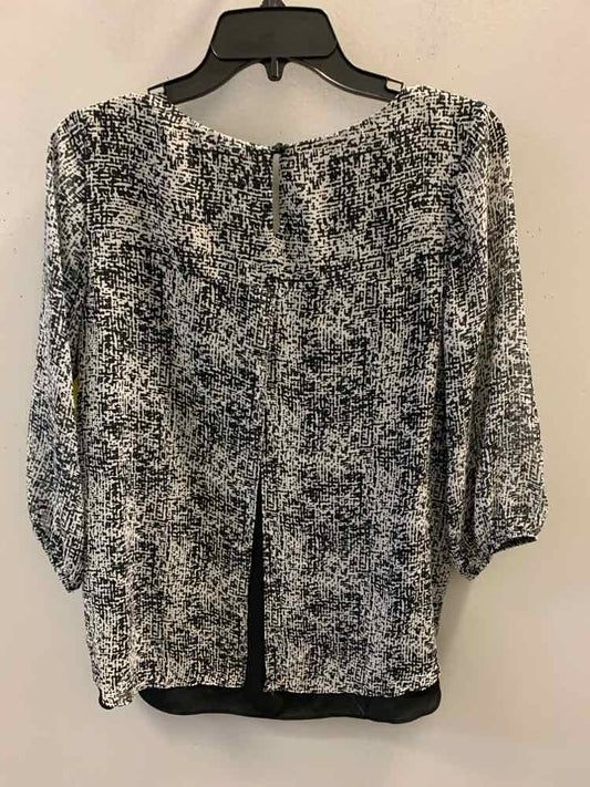 PRE-OWNED NEW DIRECTION Tops Size M BLK/WHT Print 3/4 SLEEVE TOP