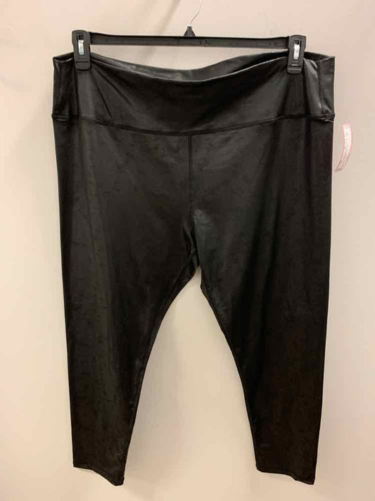 Size 2X BLACK TAPE Black SKINNY Pants
