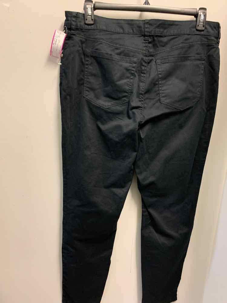 NWT Size 3X STYLE&CO PLUS SIZES Black Pants