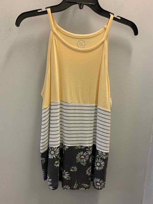 PRE-OWNED 24/7 MAURICES Tops Size M MUST/GRY/WHT/GRN SPAGHETTI STRAP TOP