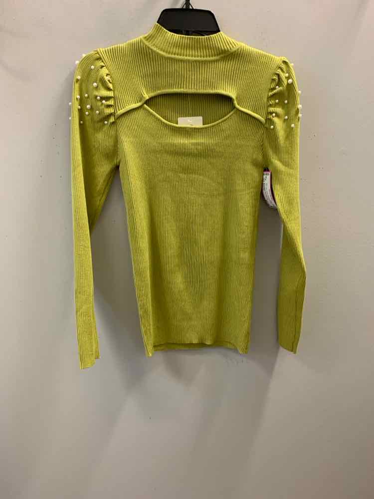 NWT QUESTIONS Tops Size L Celery LONG SLEEVES TOP